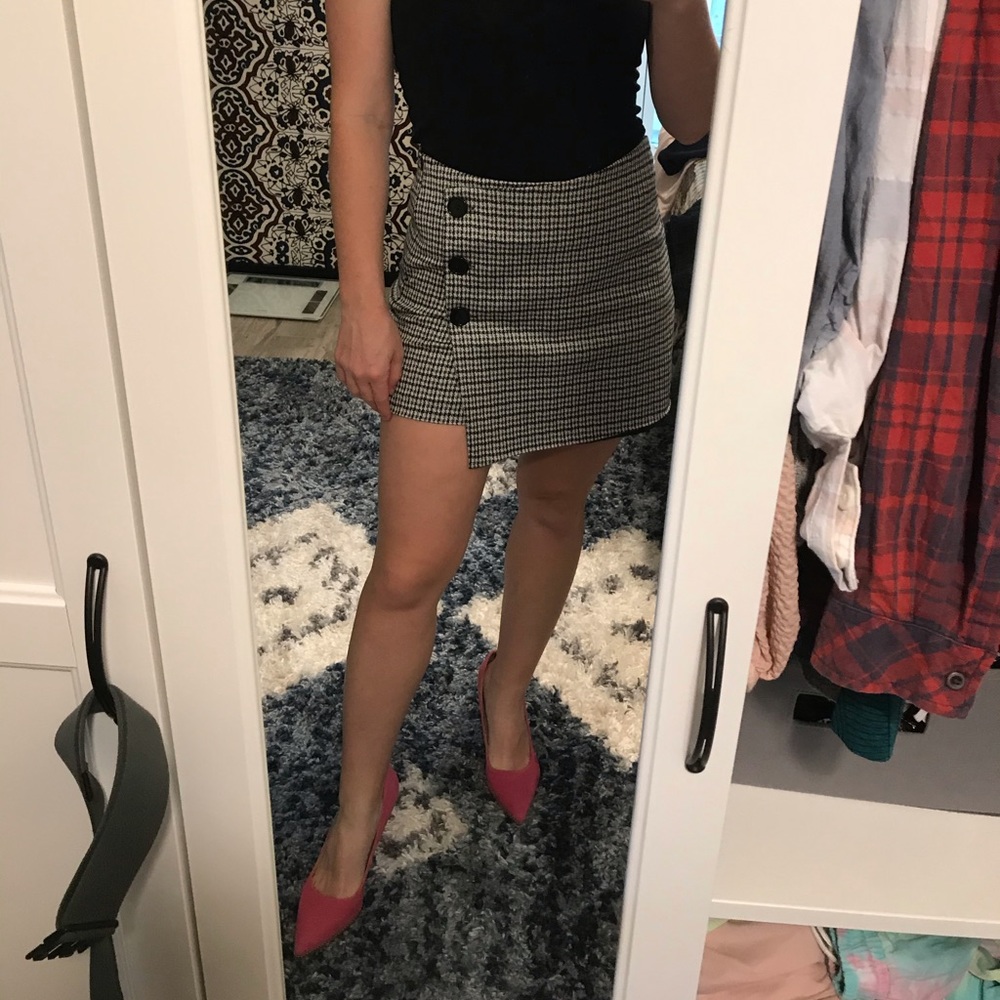 SKORT
